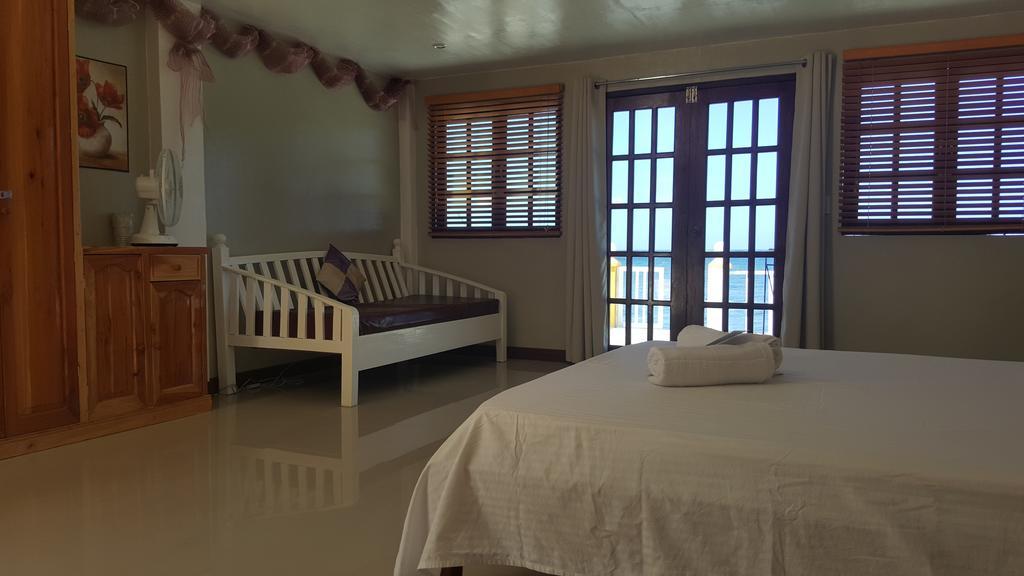 Lanas Beach Resort Romblon Island Exterior foto