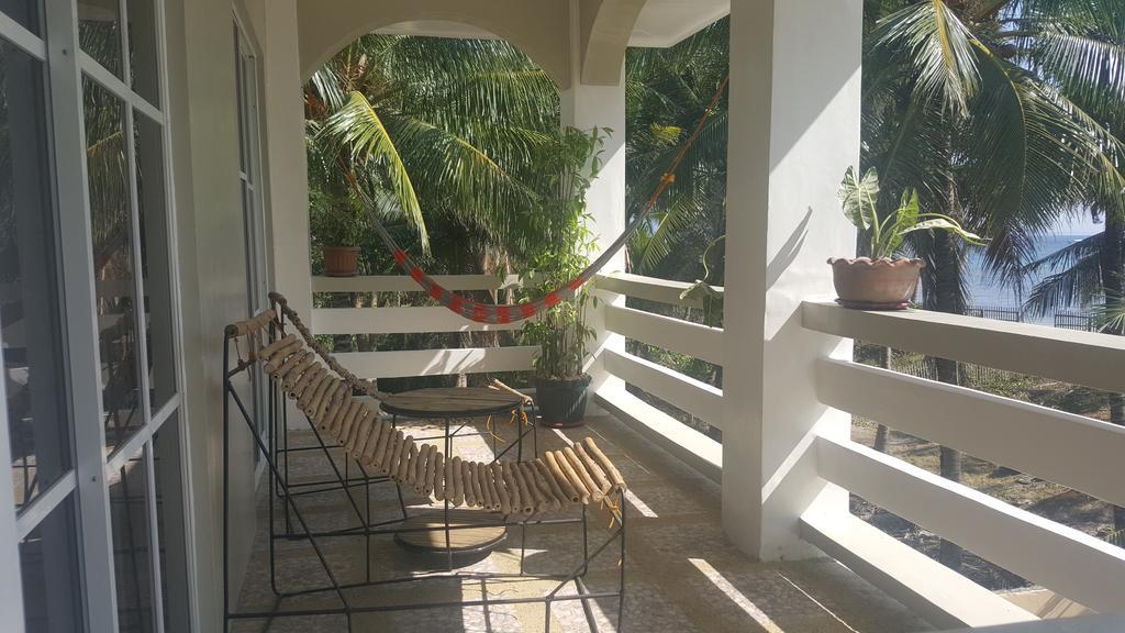 Lanas Beach Resort Romblon Island Quarto foto