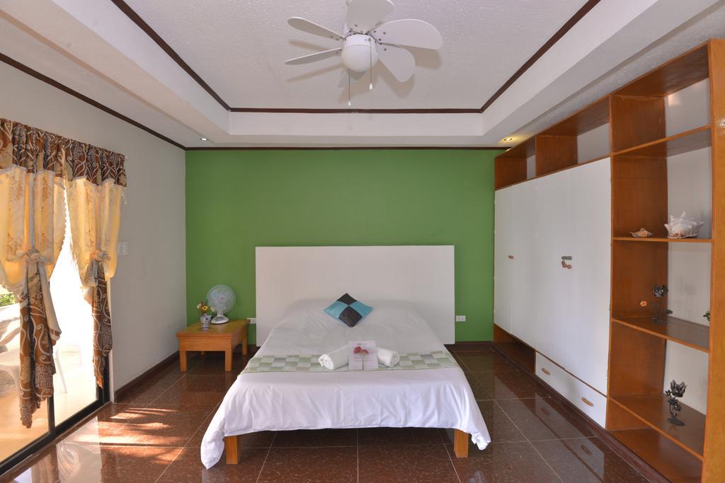 Lanas Beach Resort Romblon Island Quarto foto